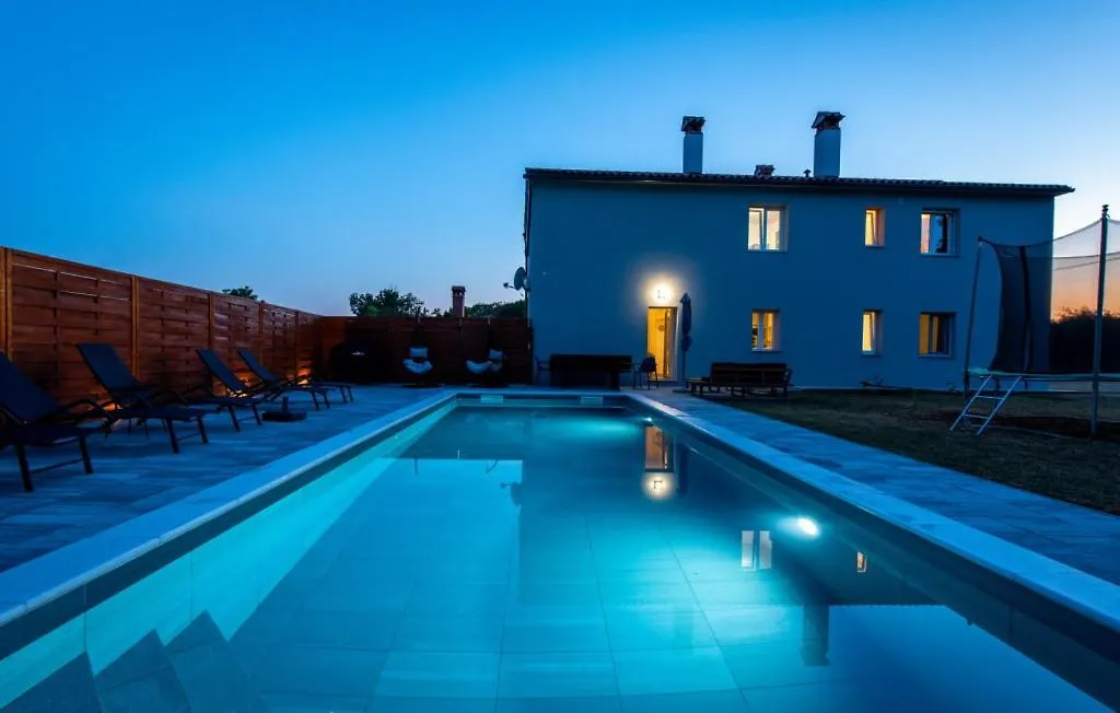 Beautiful Casa Slivari Istria In Labin Šumber